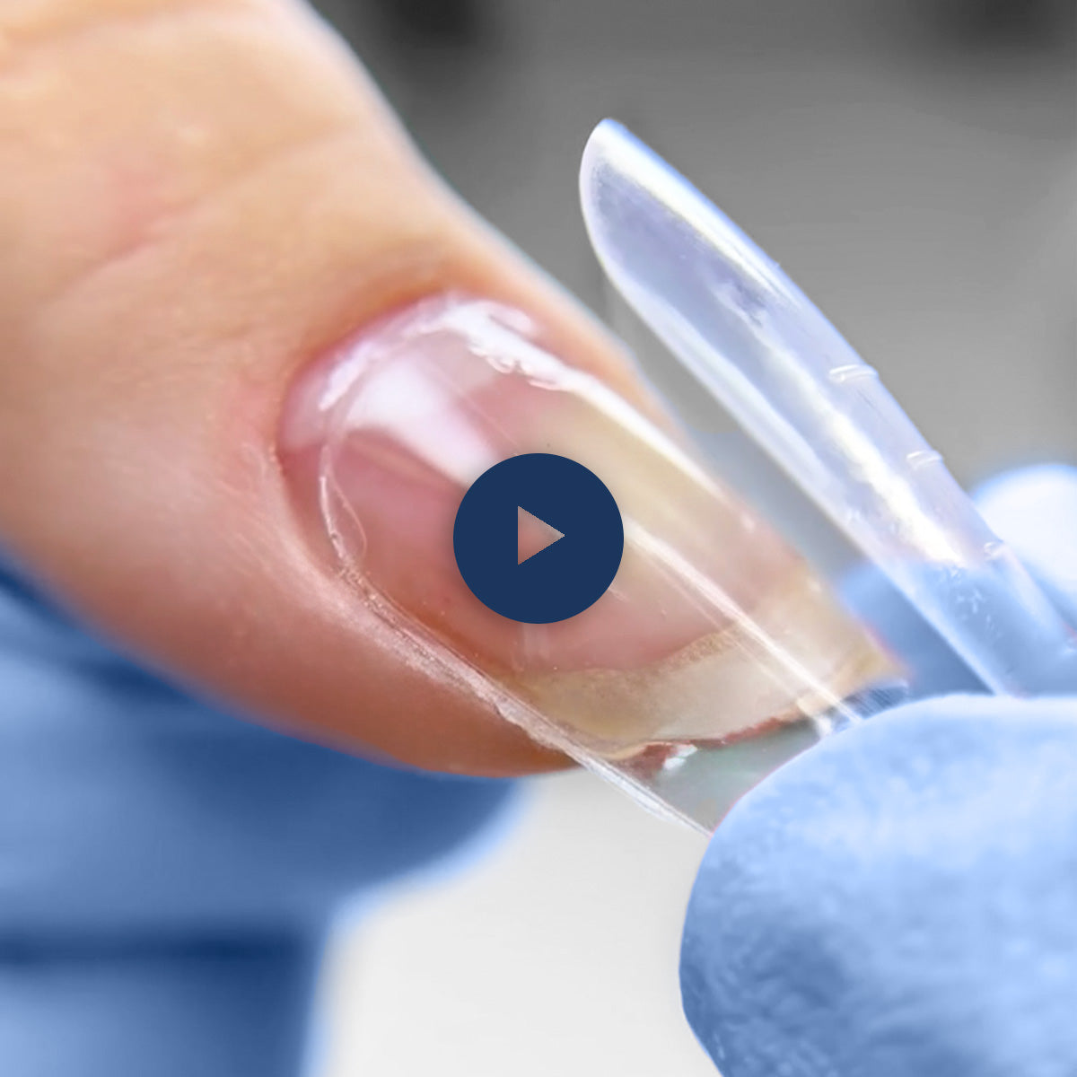 Capa para vídeo de tutorial para aplicação em molde, com gel transparente